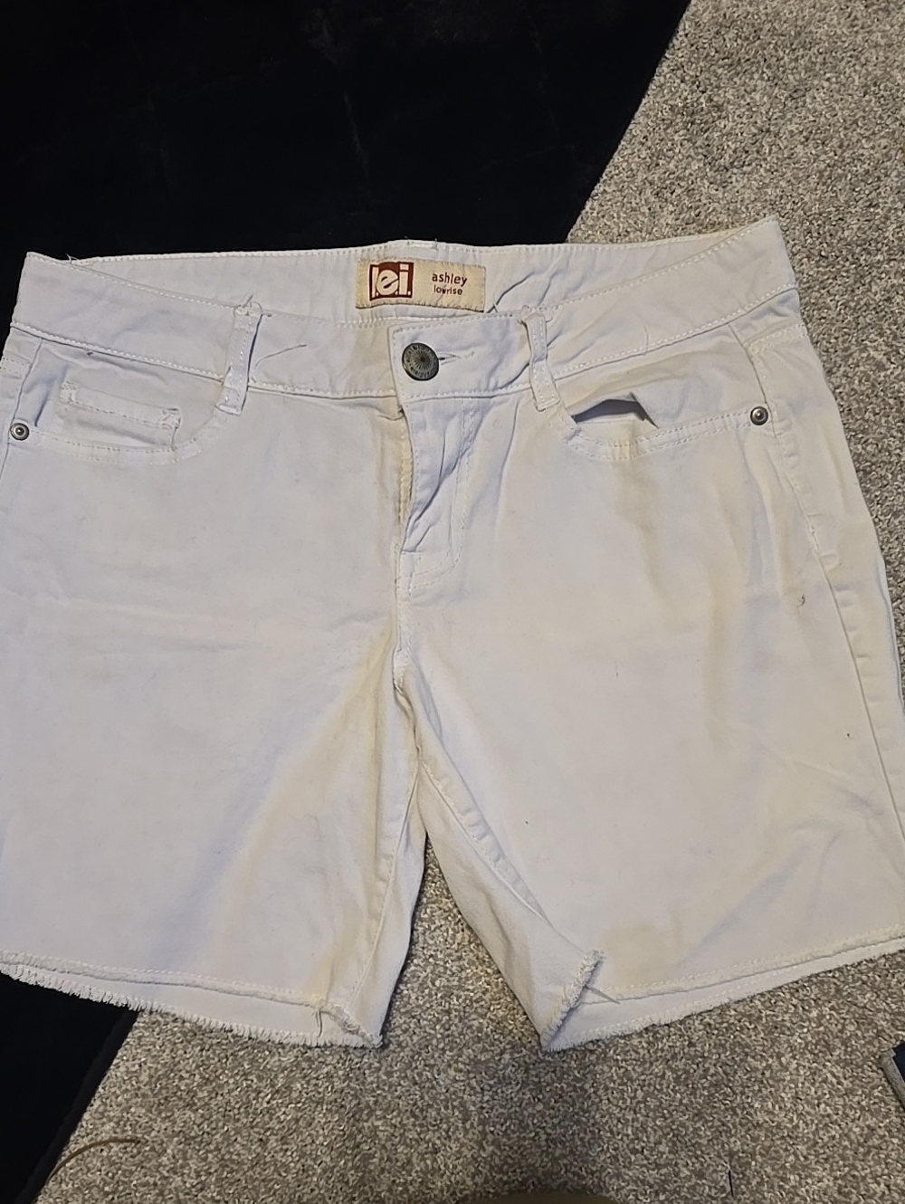 lei White Ashley Women's Denim Cut Off Jean Shorts Size 11